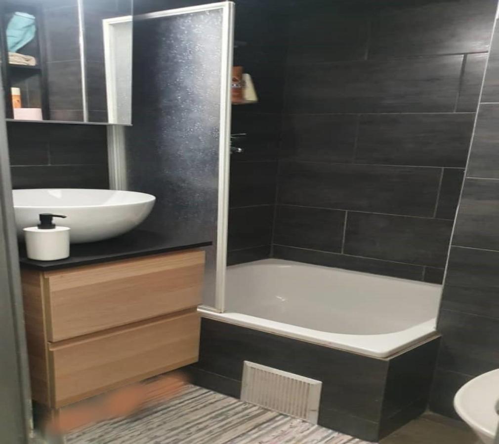 Apartment At Paris-Defense Arena Free Parking By Servallgroup Курбевуа Экстерьер фото